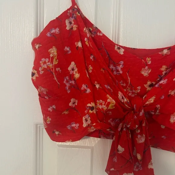 Floral Tie-Front Top - Picture 5 of 7